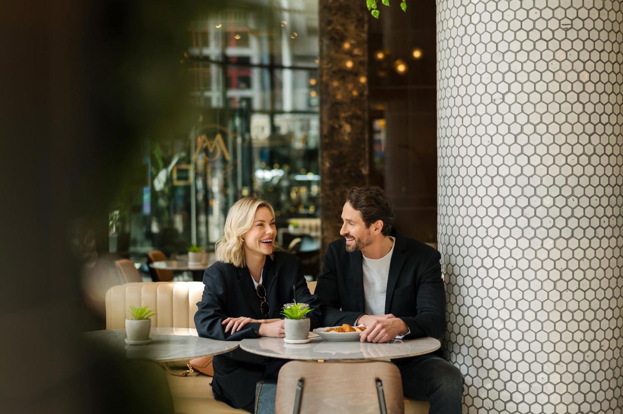 Soho Hotel Торонто Екстериор снимка
