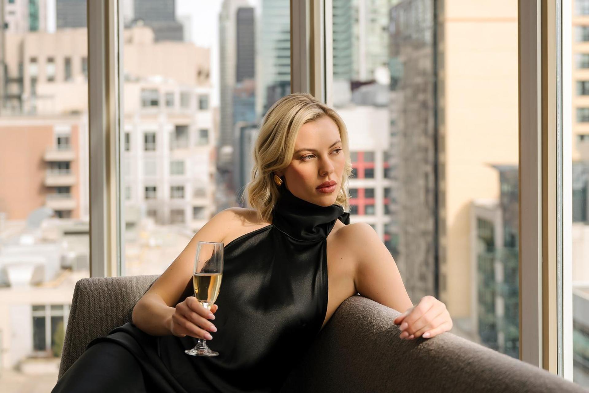 Soho Hotel Торонто Екстериор снимка