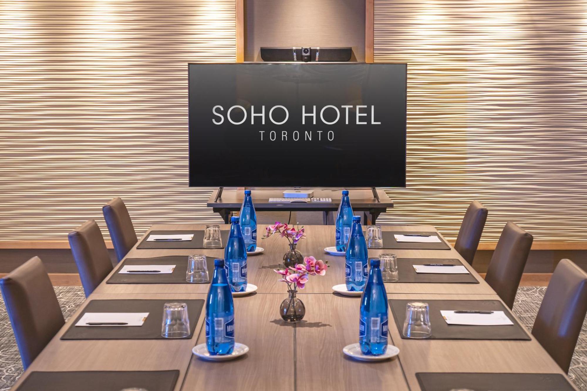 Soho Hotel Торонто Екстериор снимка